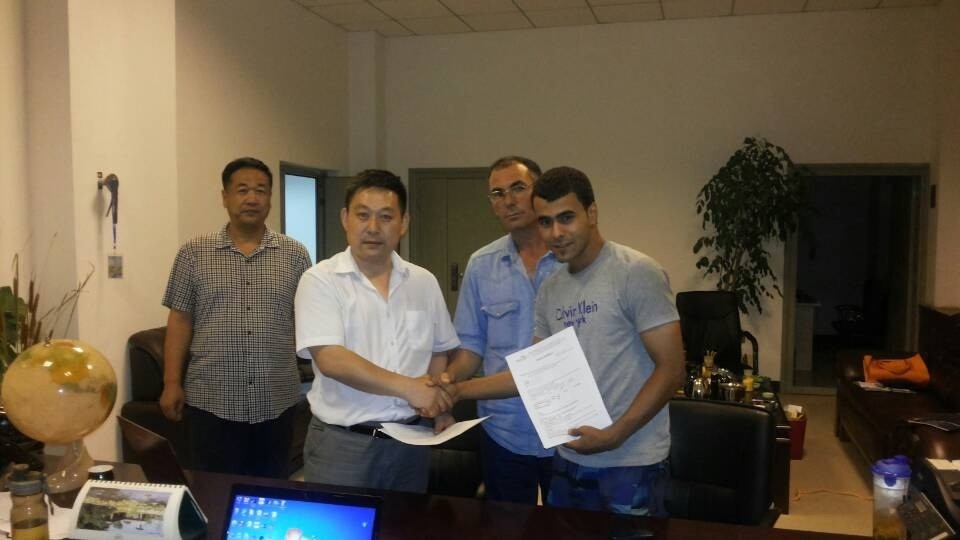 阿爾及利亞客戶成功簽訂40噸面粉機(jī)組